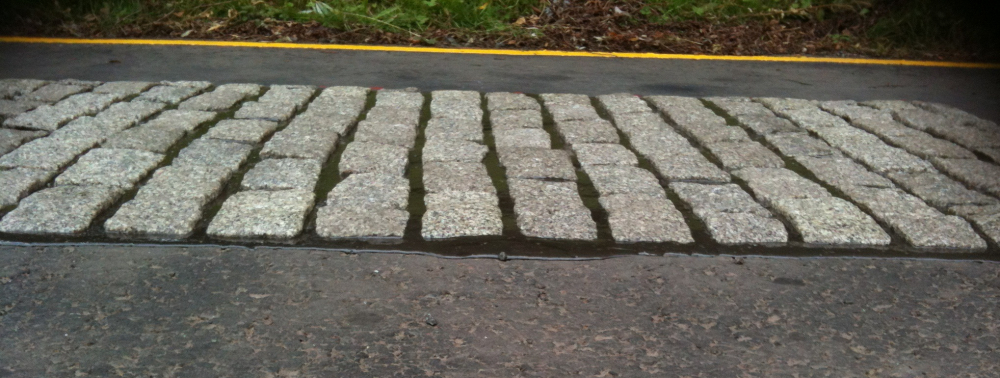 Speed table cobbles