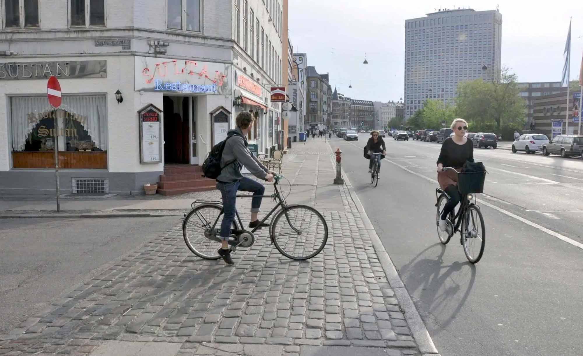 raised cobbled crosswalks